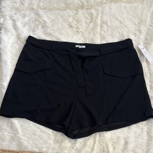 Savion 3X Black Dressy Shorts NWT